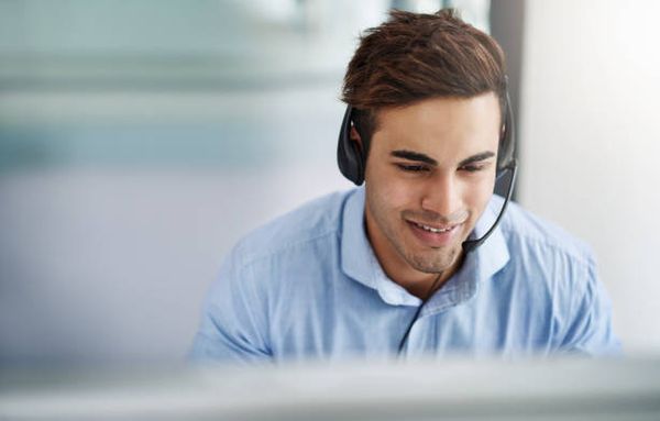 Enterprise Sales Rep Asked Dying Grandma to "Book a Slot on Calendly" For Possibly Last Ever FaceTime